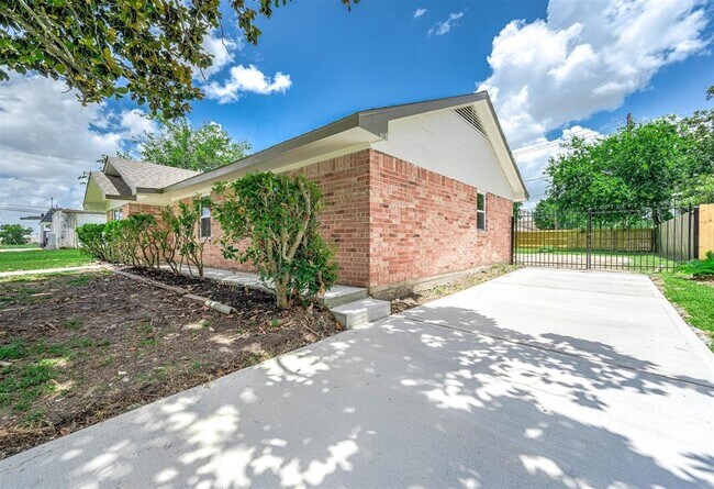 Foto del edificio - 2105 Cedar St