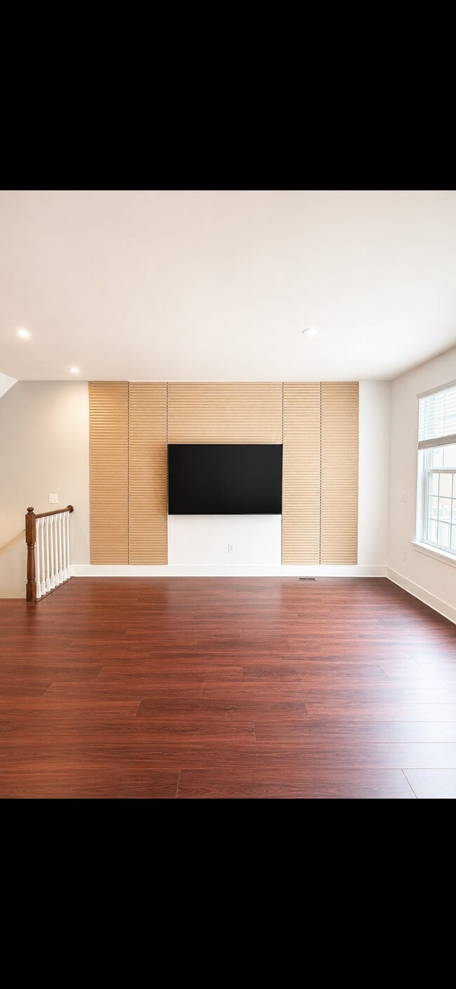 Building Photo - 9911 Whitemoss Dr
