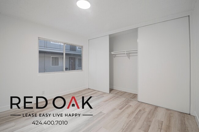 Foto del edificio - 6501 Cherry Ave