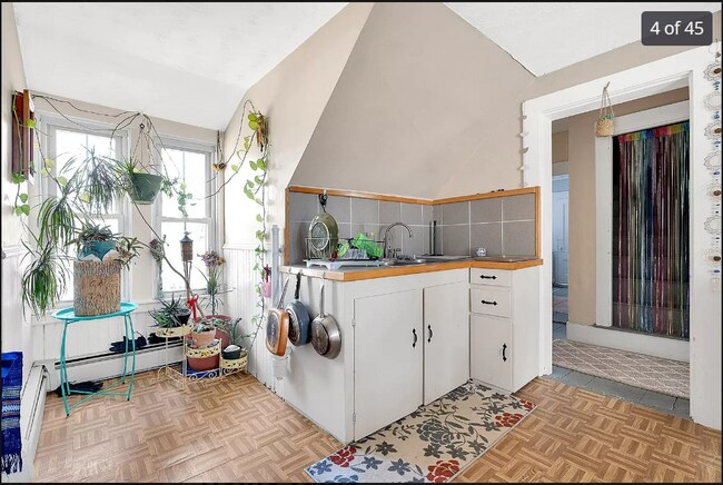 Foto del edificio - 24 Depot St