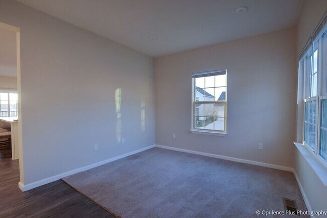 Foto del edificio - Gorgeous 3 Bed 3.5 Bath Fairborn Home!