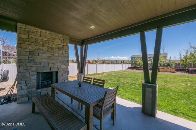 Foto del edificio - EAST CREEK RANCH IN SILVER CREEK