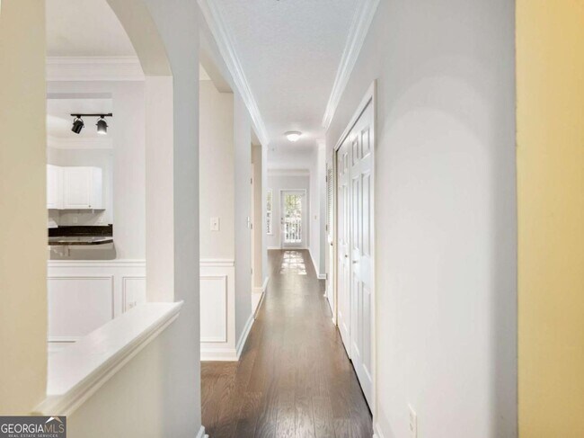 Foto del edificio - 5207 Westchester Ridge NE