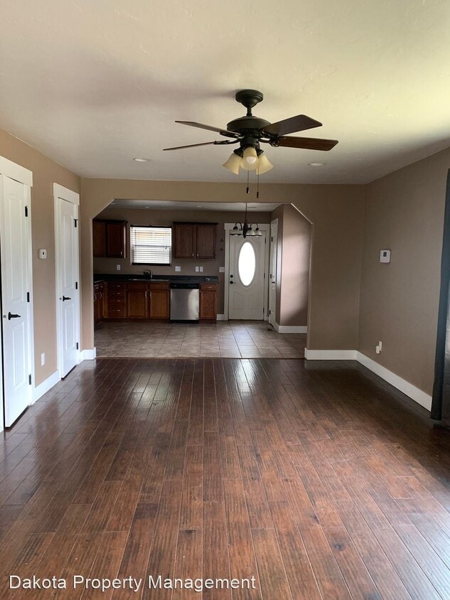 Primary Photo - 2 br, 2.5 bath House - 21 8th St NW
