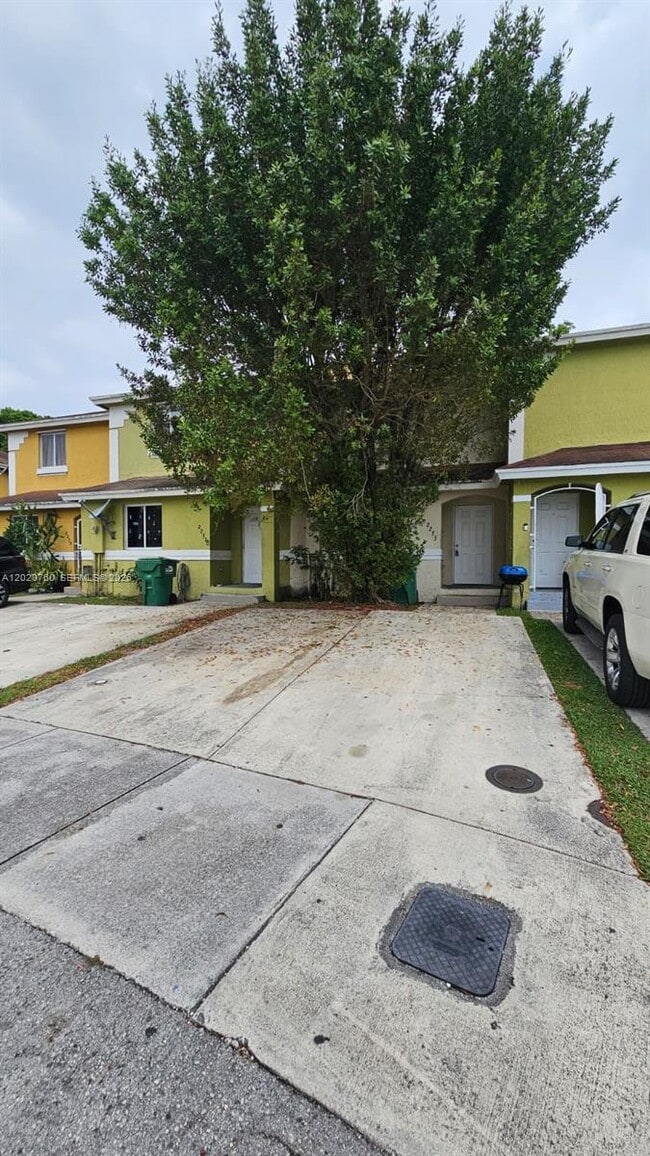 Building Photo - 2255 NW 136th Terrace