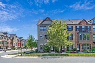 Building Photo - 43509 Apple Orch Sq