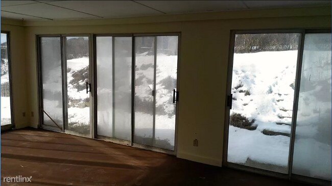 Foto del edificio - 4 br, 2.5 bath House - 177 Curry Hollow Rd