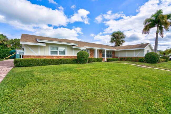 Foto del edificio - 529 Oyster Rd