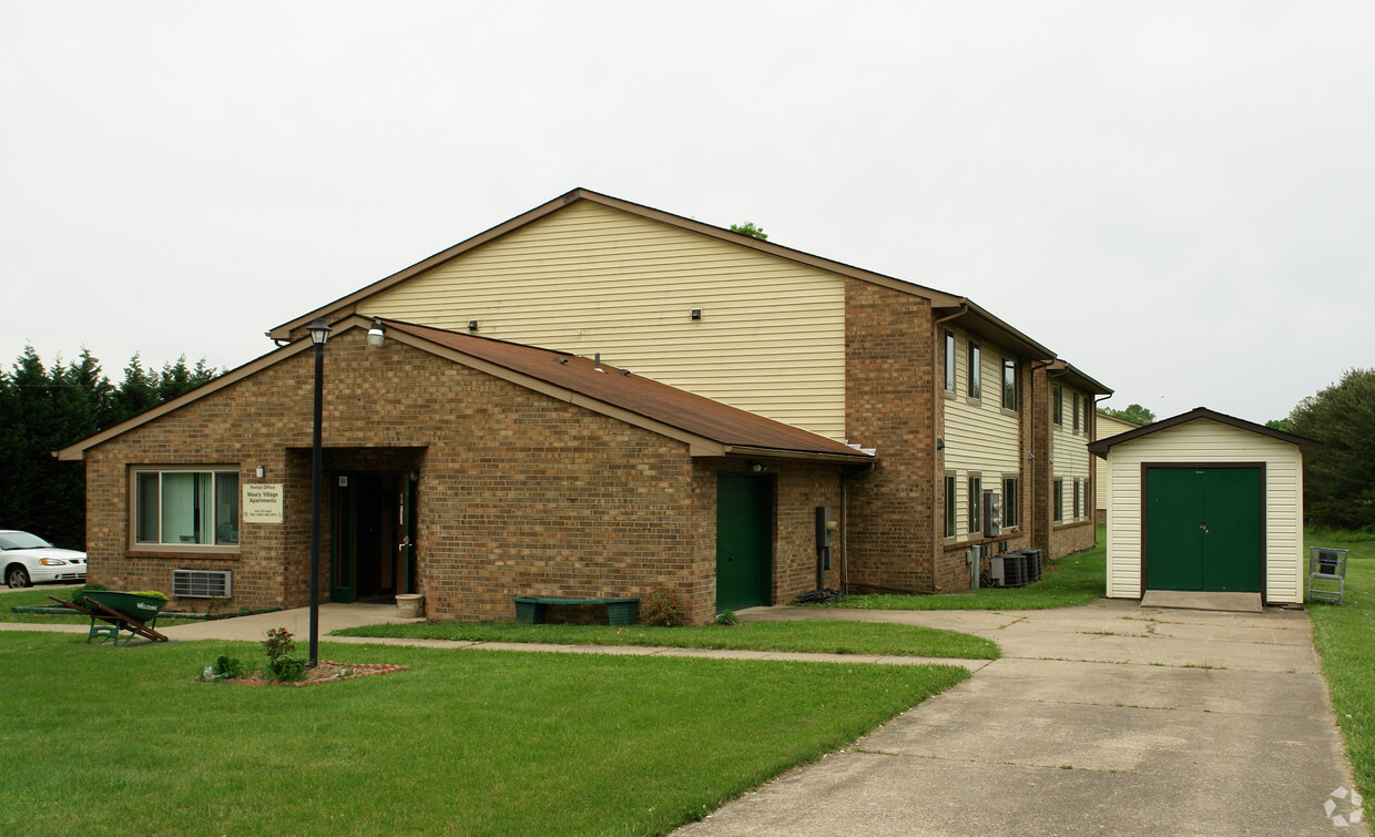 Building Photo - Maury Village Apartments