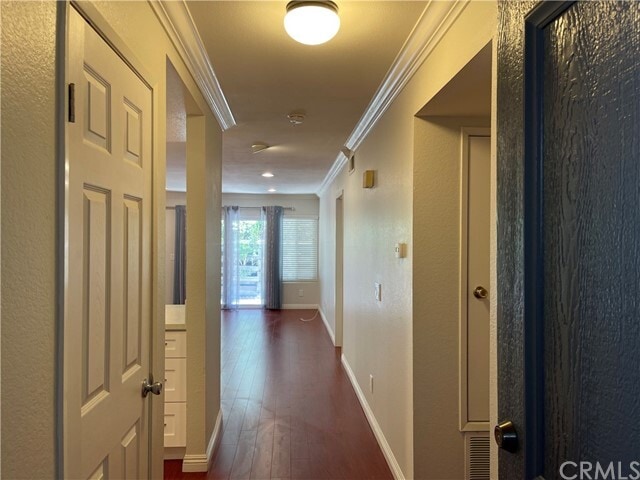 Building Photo - 572 Stone Harbor Cir