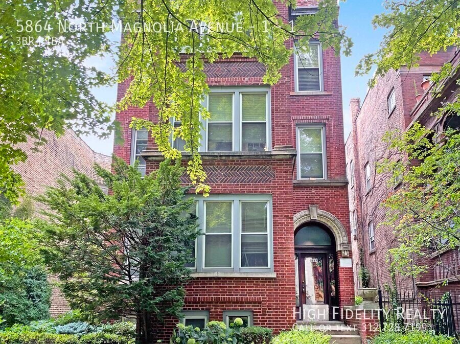 Foto principal - 5864 N Magnolia Ave