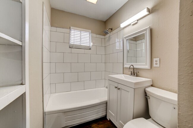 Building Photo - Updated 3 Bedroom 1 Bath Sapulpa!