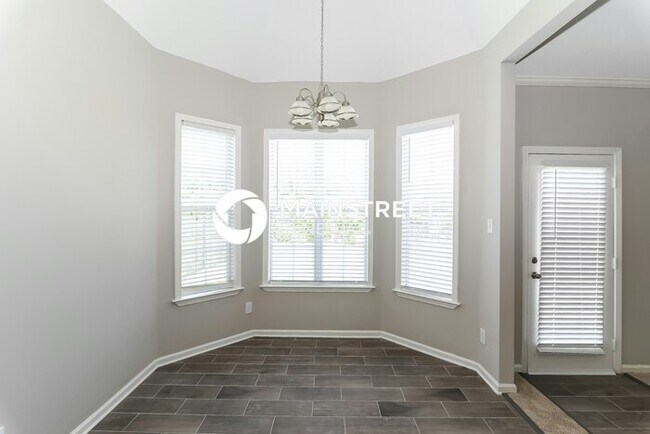 Building Photo - 3 Bedroom Pet-Friendly Home in CORDOVA, TN with Main Street Renewal