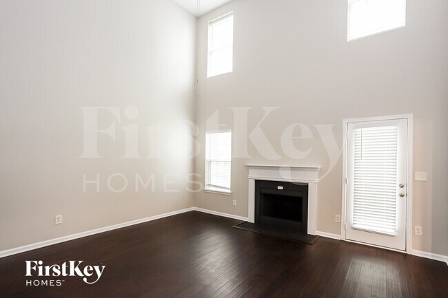 Foto del edificio - 5842 Brookfield Pointe Dr