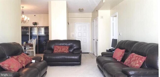 Foto del edificio - 3210 N Leisure World Blvd