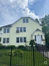 Building Photo - 149 Bonner St