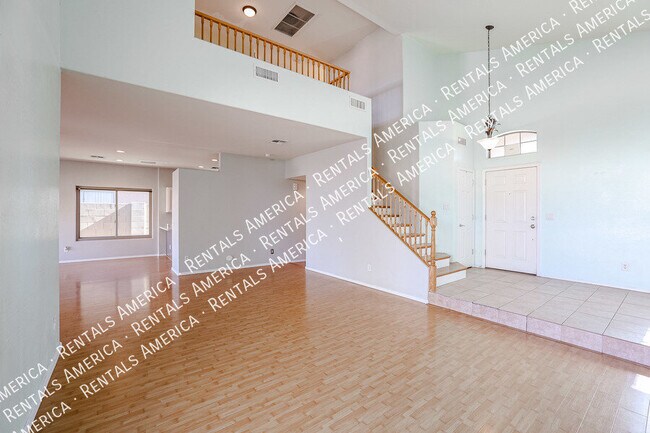 Foto del edificio - 8818 W Hilton Ave