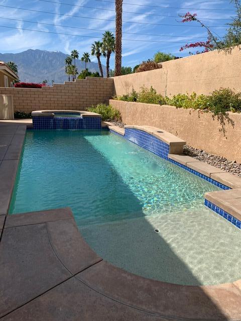 Foto del edificio - 104 Shoreline Dr