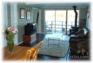 Open great room - 7356 SW Miles Pl