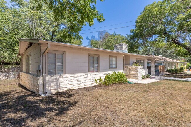 Foto del edificio - 2910 Hampton Rd