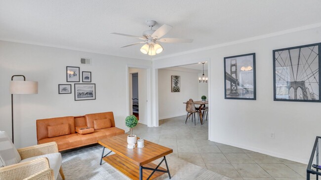 Foto del edificio - Beautifully renovated 2bed 1bath