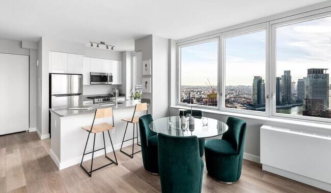 Foto del edificio - 46 Center Boulevard