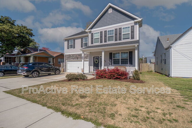 Building Photo - 3630 Buckingham St