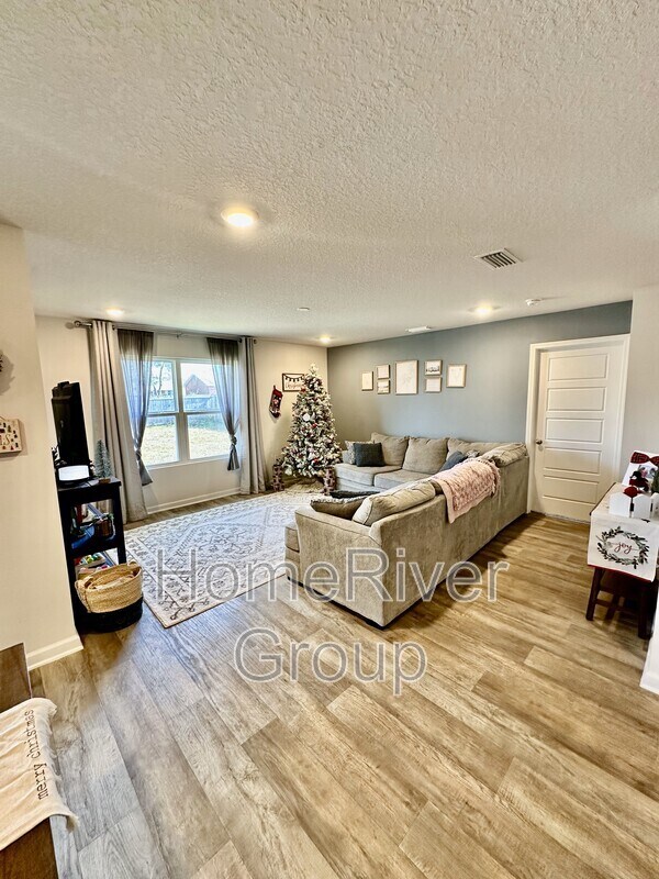 Foto principal - 2316 Kirkwood Dr