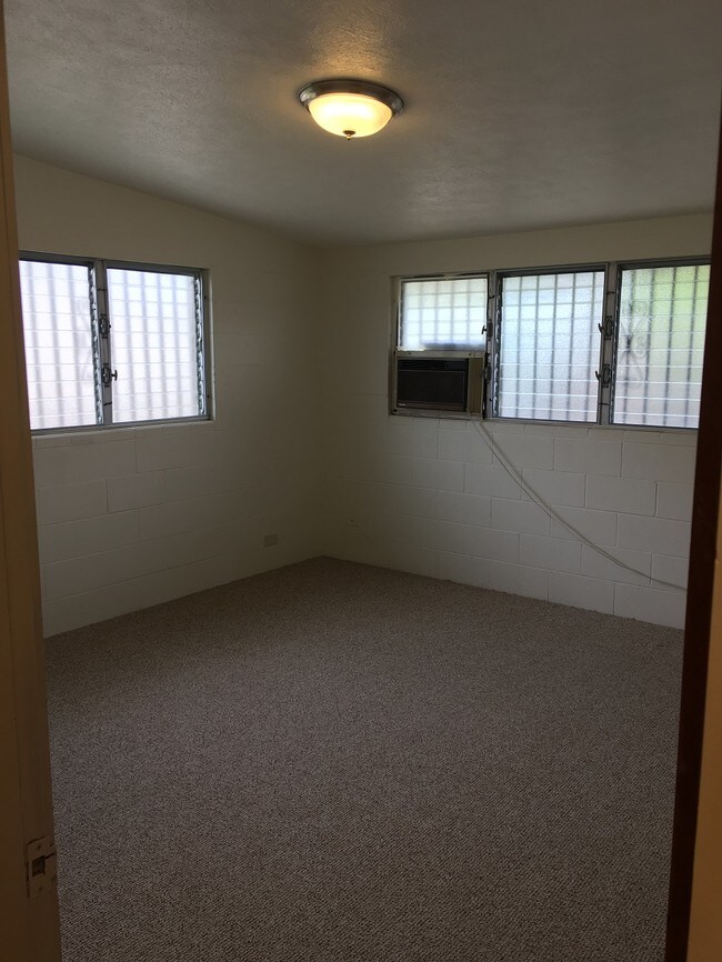 Building Photo - 94-328-328 Waipahu St