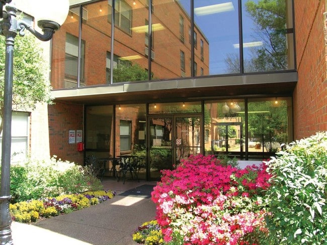 Building Photo - Audubon Park Place