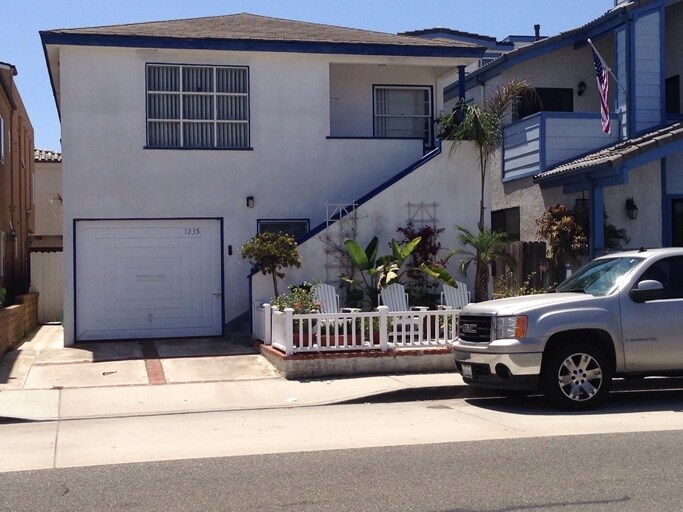 Primary Photo - Newport Beach Triplex