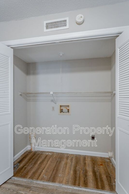 Foto del edificio - 1113 McBrien Rd