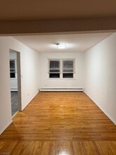 Building Photo - 444 Willow Ave