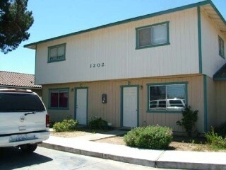 Foto del edificio - 1198 Oak Ave