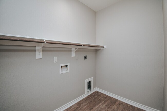 Foto del edificio - 88 Diebel Dr