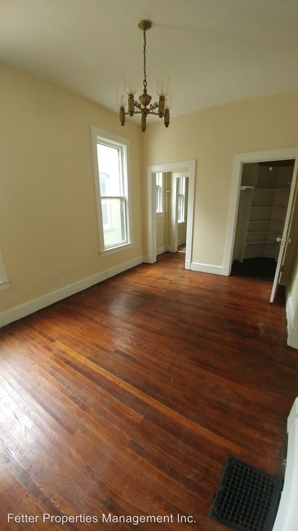 Building Photo - 207 Chandler Ave