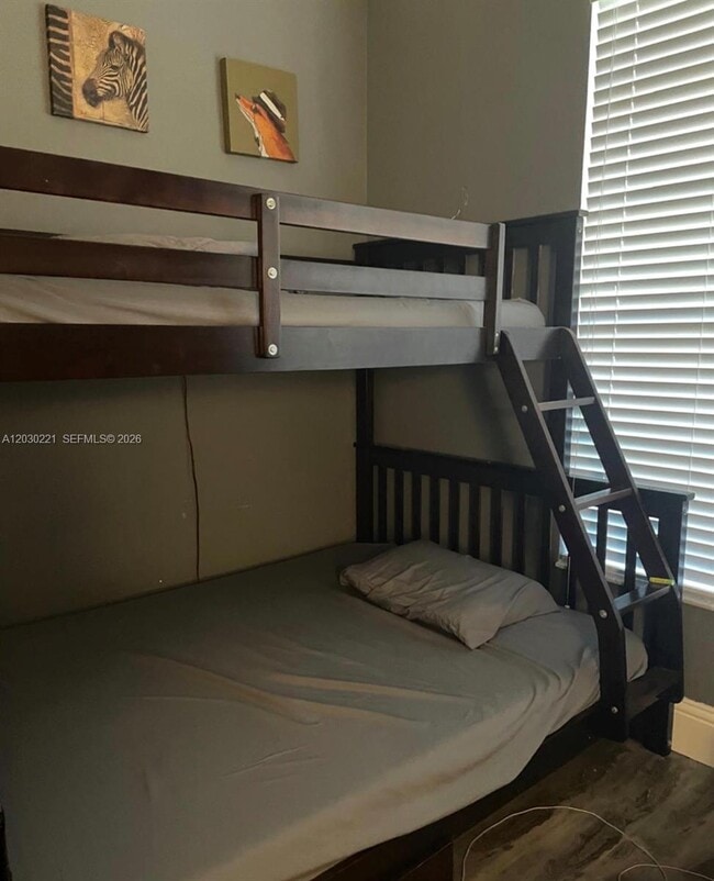 Foto del edificio - 2131 NW 129th Terrace