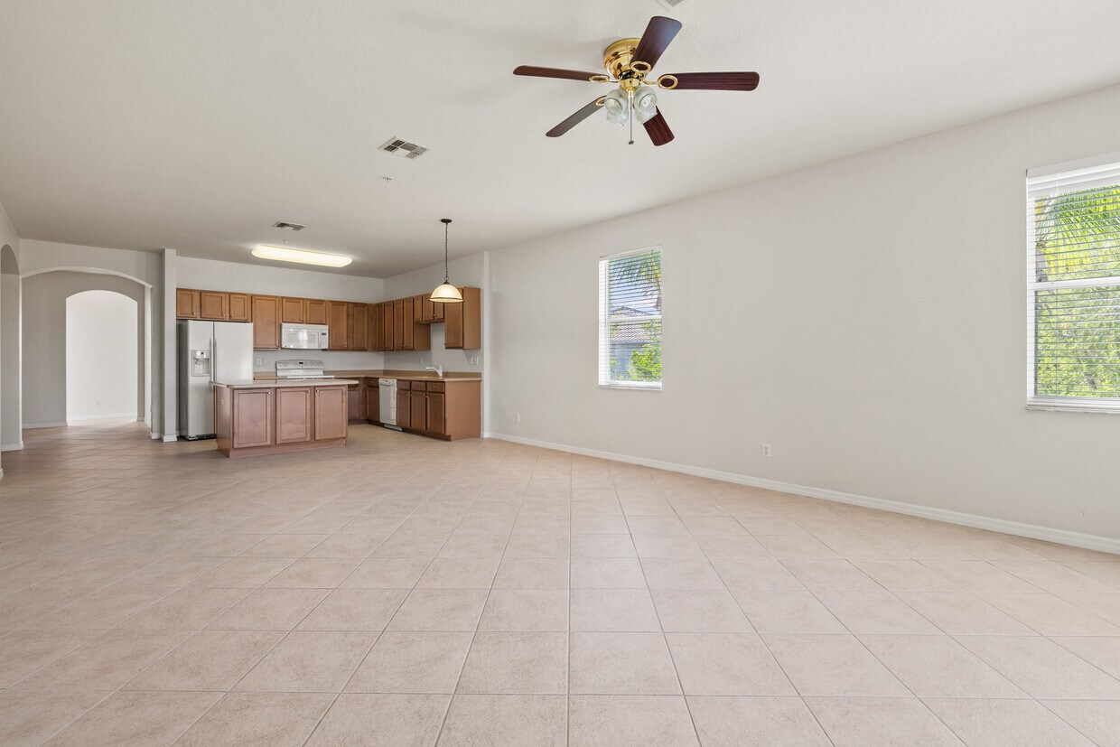 14961 Reflection Key Cir Unit REFLECTION KEY, Fort Myers, FL 33907