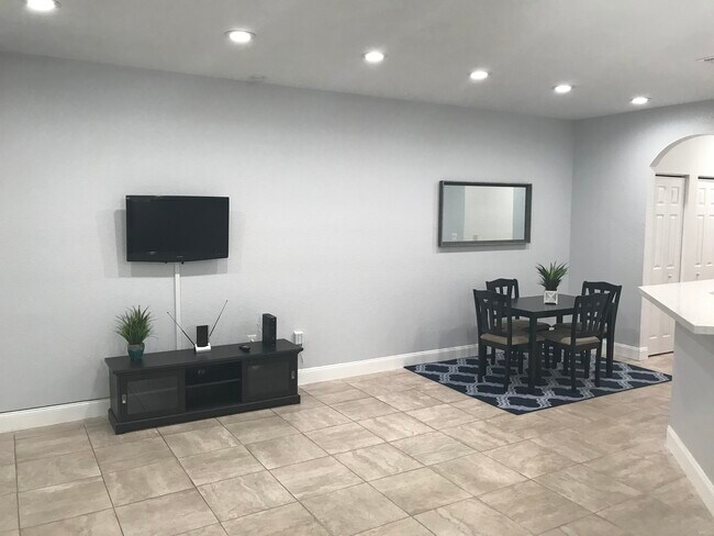 Foto del edificio - 5603 Polk St