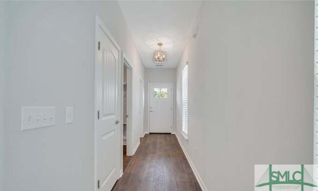 Building Photo - 63 Pomona Cir