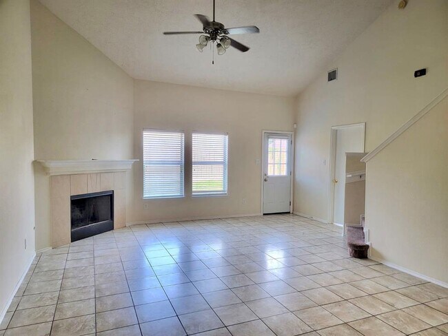 Building Photo - 20142 Saddle Ranch Dr