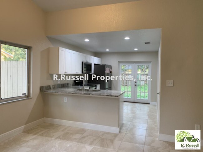 Foto del edificio - 3Bed/2Ba home in Spring Pine Villas in Orl...