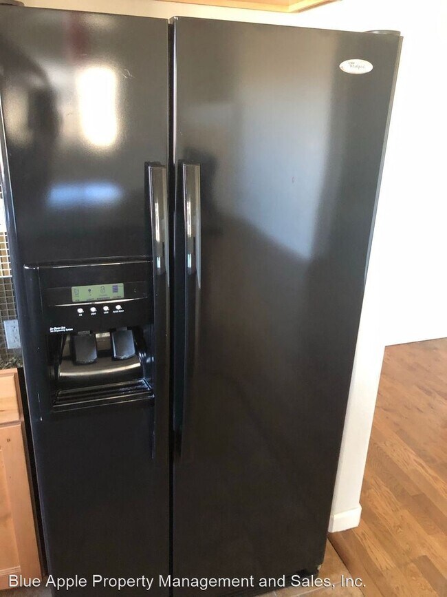 Foto del edificio - 2 br, 2 bath House - 1044 Rockhurst Dr #408