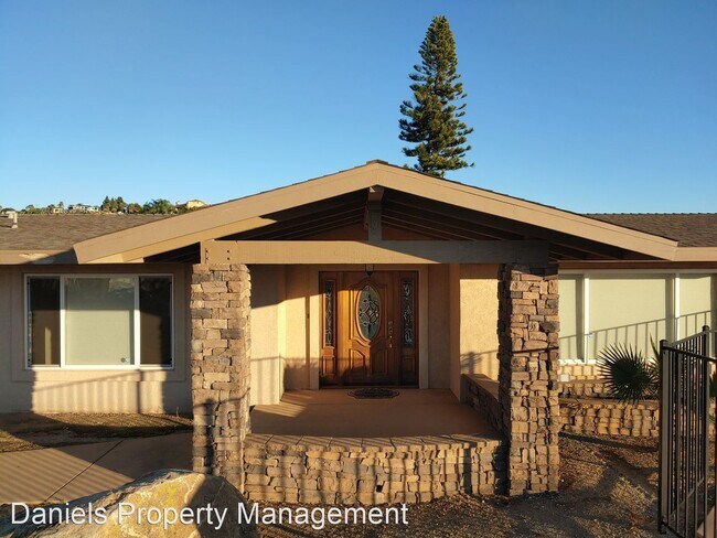 Building Photo - 4 br, 2 bath House - 1207 Vista Grande Rd.