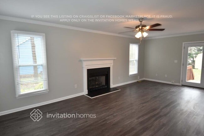 Foto del edificio - 3349 Daingerfield Dr