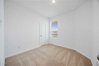 Building Photo - 21464 Austell Pond Dr