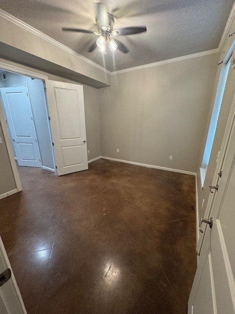 Foto del edificio - 305 W Second St