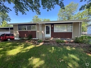 Building Photo - 10305 Reba Dr