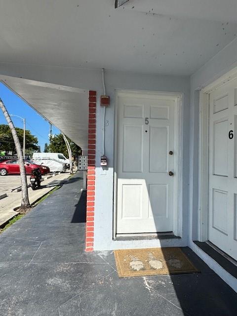 Foto del edificio - 7851 Dunham Blvd