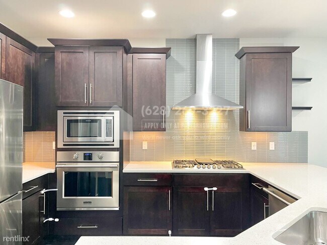 Foto del edificio - 5 br, 3 bath House - 8 176th Place, SW -
